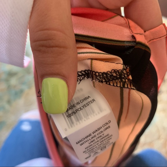 NWT Vince Camuto Sleeveless Top/Tunic - Picture 5 of 6